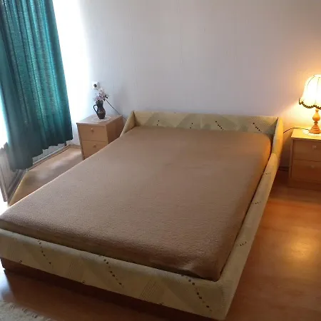度假居 Holiday Home Balatonfenyves 11